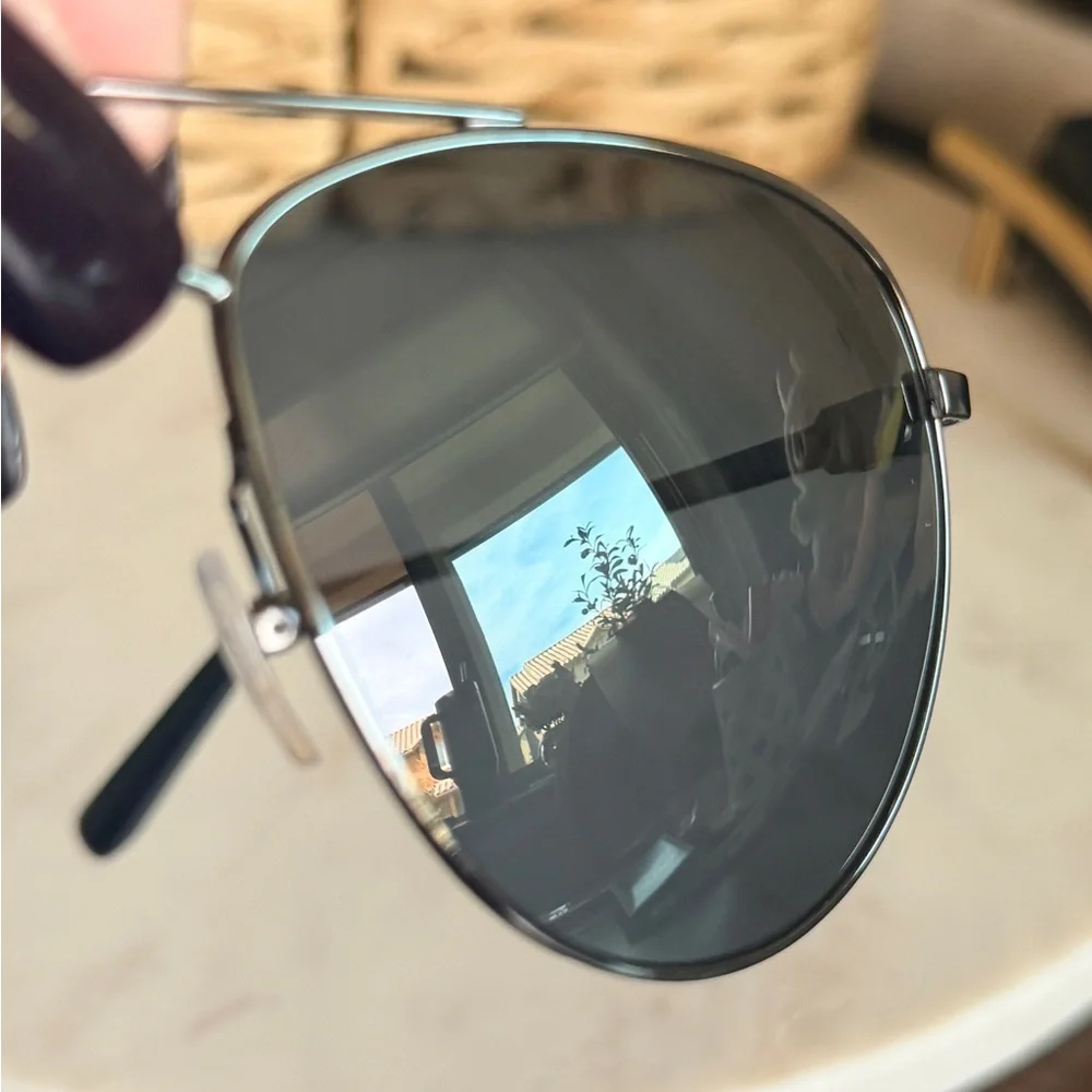 Salvatore Ferragamo SF157S Sunglasses 015 Dark Gun Aviator 60-15-140 Excellent - Picture 4 of 10